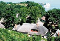Fischerort Vitt - im Hindergrund das Kap Arkona